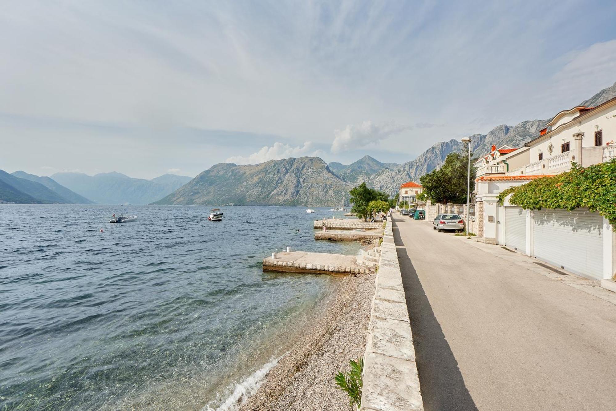 2Montenegro Mimoza Apartments Dobrota Dış mekan fotoğraf